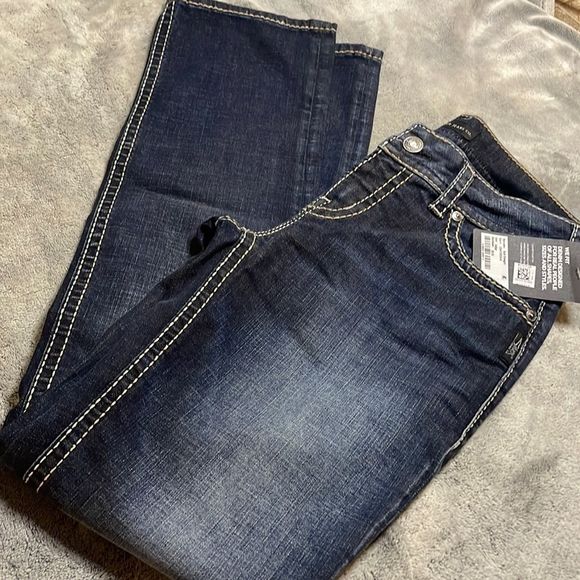 Silver Jeans Denim - Silver Jeans Suki Mid Rise Straight Leg Curvy 29x32